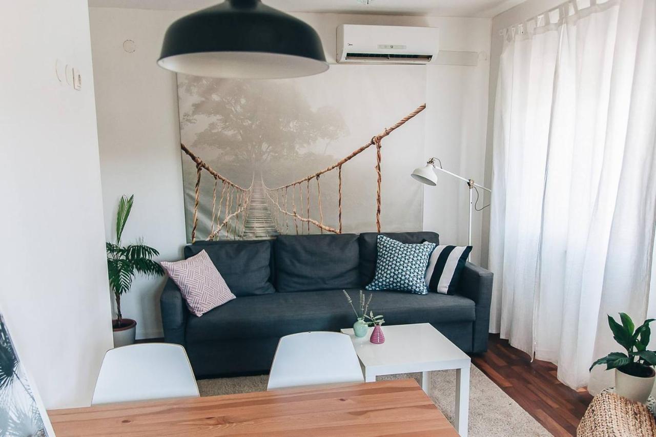 Charming Apartment Luna Zadar Buitenkant foto